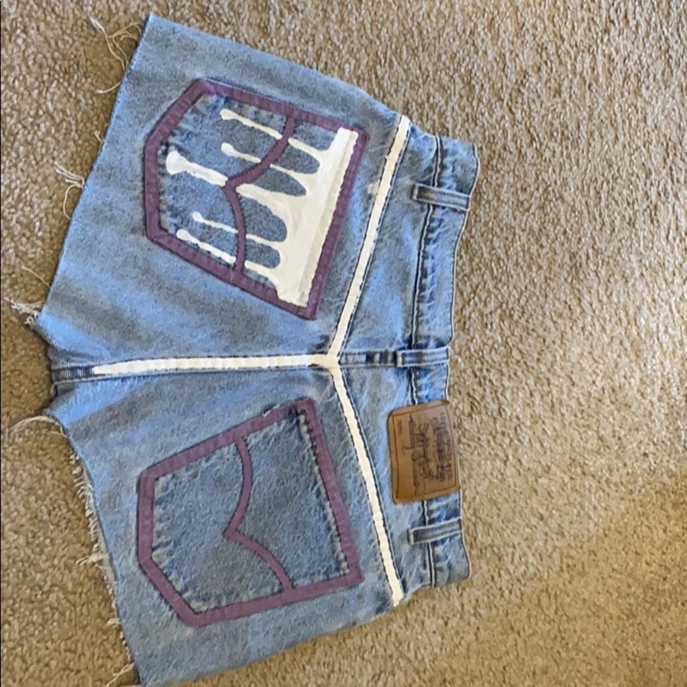 Vintage painted Levi jean shorts!